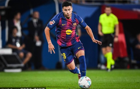 逆转之夜！巴萨以2-1战胜皇家社会，领跑西甲