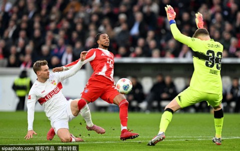 德甲-凯恩替补22分钟内戴帽 拜仁5-0斯图加特不败领跑