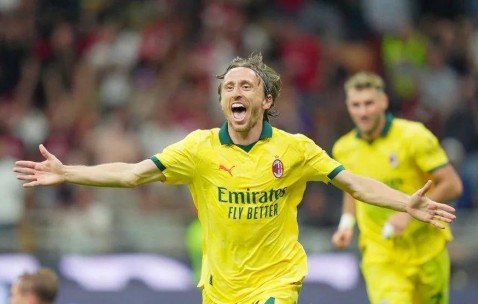 前国米队长或重返意甲，AC米兰主帅亲自出面促成：愿降薪联手莫德里奇